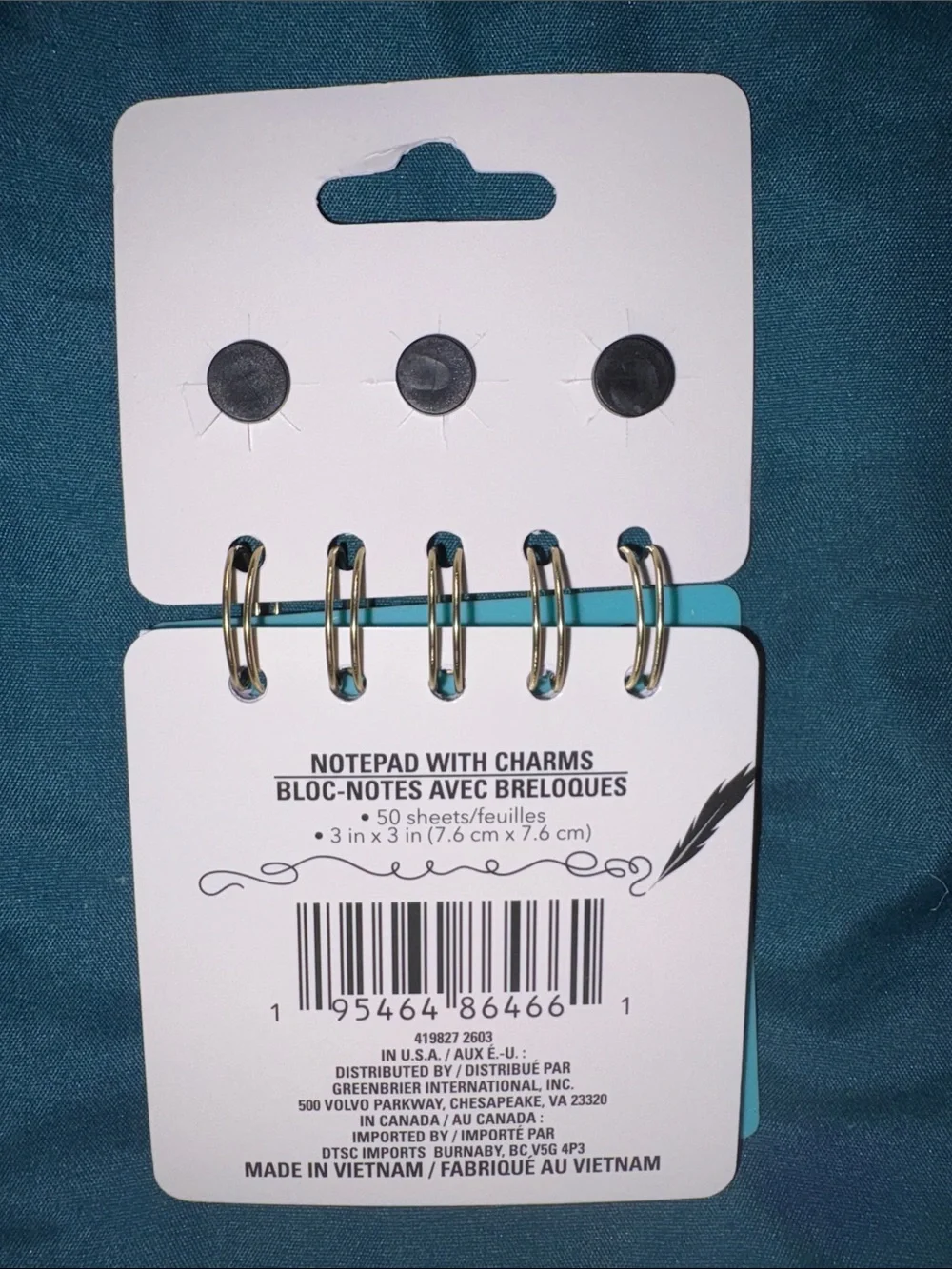 Cute croc-like charms with mini note pads sets.  Can be used on other stuff
